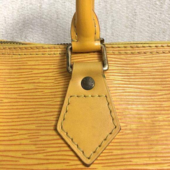 Authentic Louis Vuitton Speedy 25 bag yellow Epi leather - Picture 5 of 16